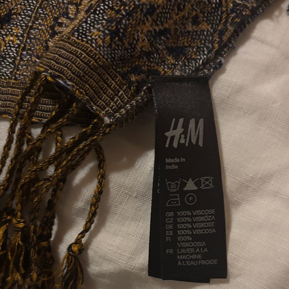 H&M Beige and Navy Paisley Tassel Scarf - Picture 3 of 3
